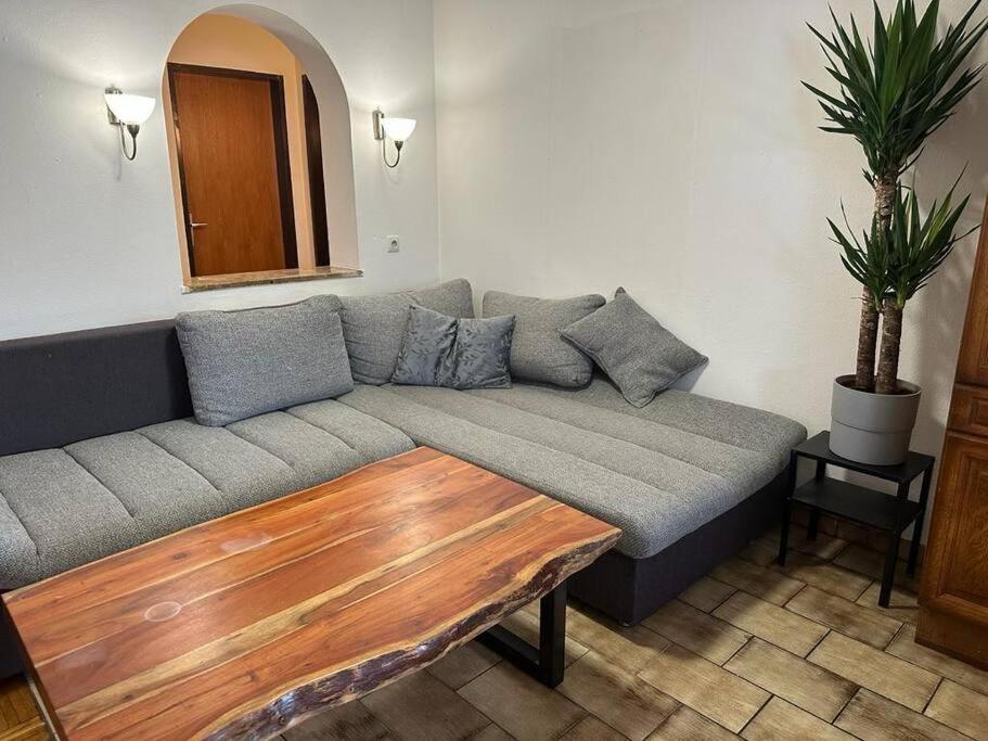 Geraeumige Rustikale Tiroler Wohnung 1-8 Personen Imst Eksteriør bilde